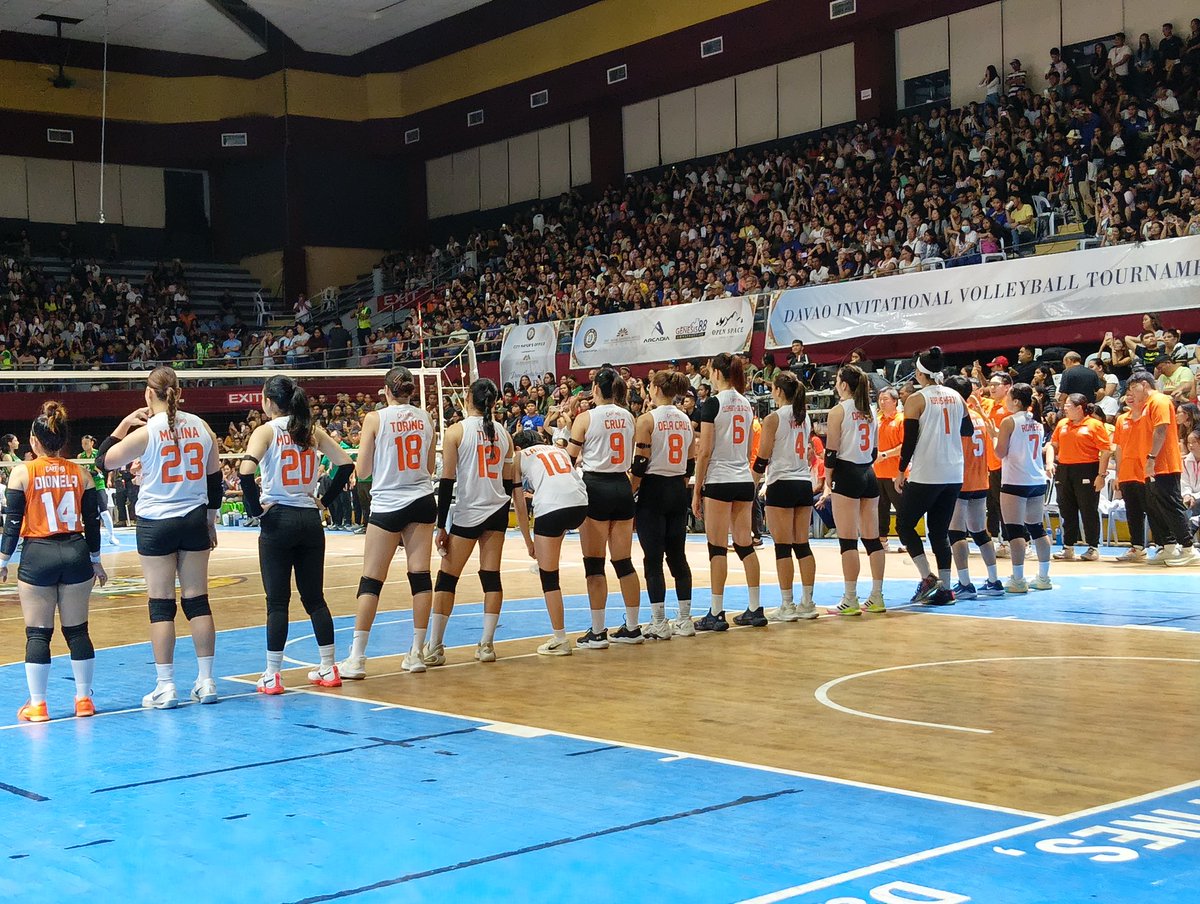 caitbea_galaxy's tweet photo. Day 3 congrats @FarmFreshFoxies ! 💪🦊🧡 https://t.co/Wbd1zcflIs