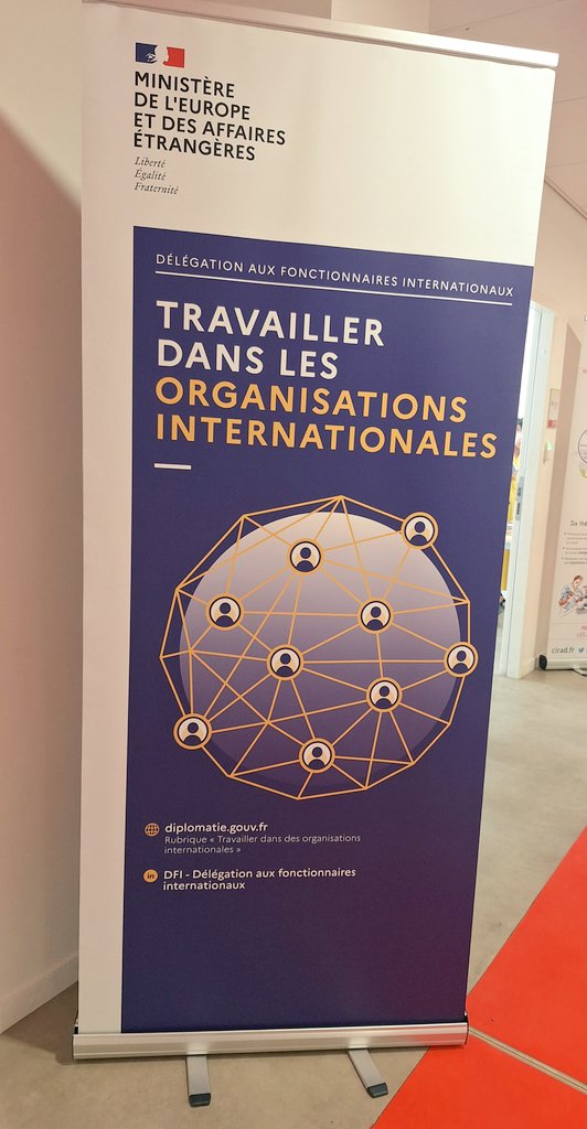 A la #LaFabriqueDeLaDiplomatie
Passionnants échanges sur les 80 ans de l'#ONU au service de la paix et de la coopération.
Participation très remarquable de l'#UNESCO, de l'équipe France dont la Commission nationale française pour l'UNESCO.
Affluence exceptionnelle des jeunes !