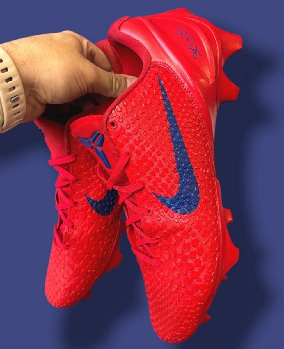 Malik Nabers’ new Nike Kobe 6 cleats are TOUGH 🔥