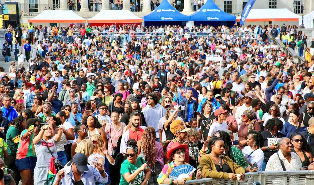 Sadiq Khan tweet media