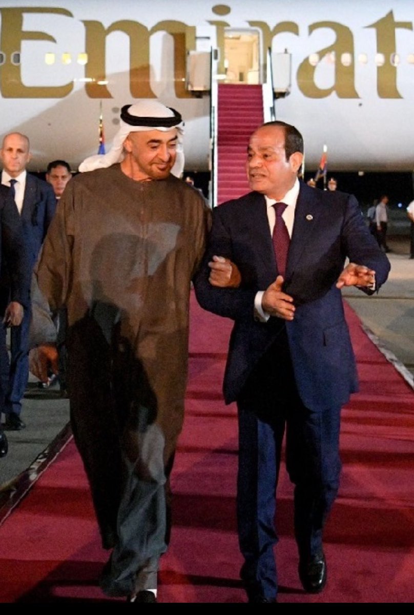 الإمارات 🇦🇪 
مع جمهورية مصر الشقيقة قلباً وقالباً

🇪🇬❤️