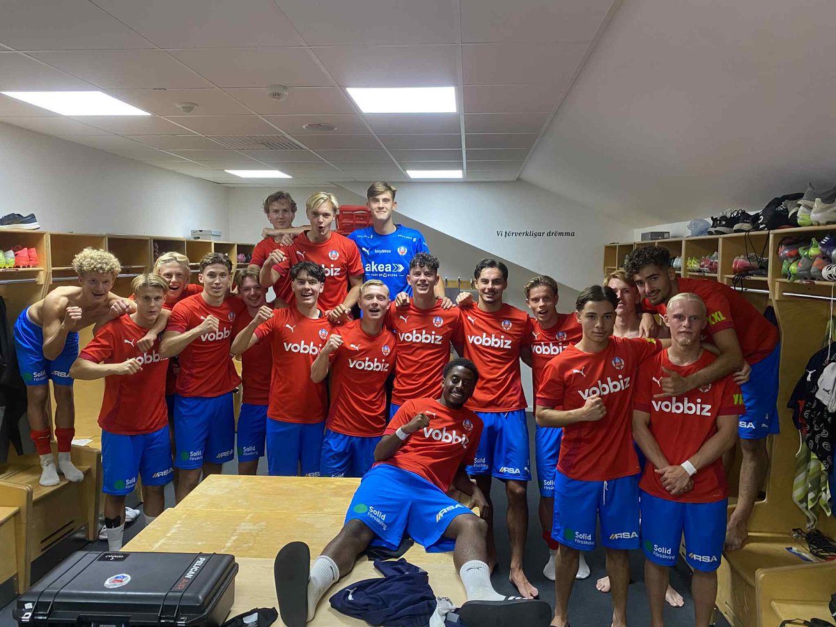 P19 | Tre poäng och ett ryck från tabellbotten i Allsvenskan efter 3-0 mot Kalmar FF. Gustav Pettersson, Melvin Ahlqvist och Aidan Ibrahimaga stod för dagens HIF-mål 👏🏼