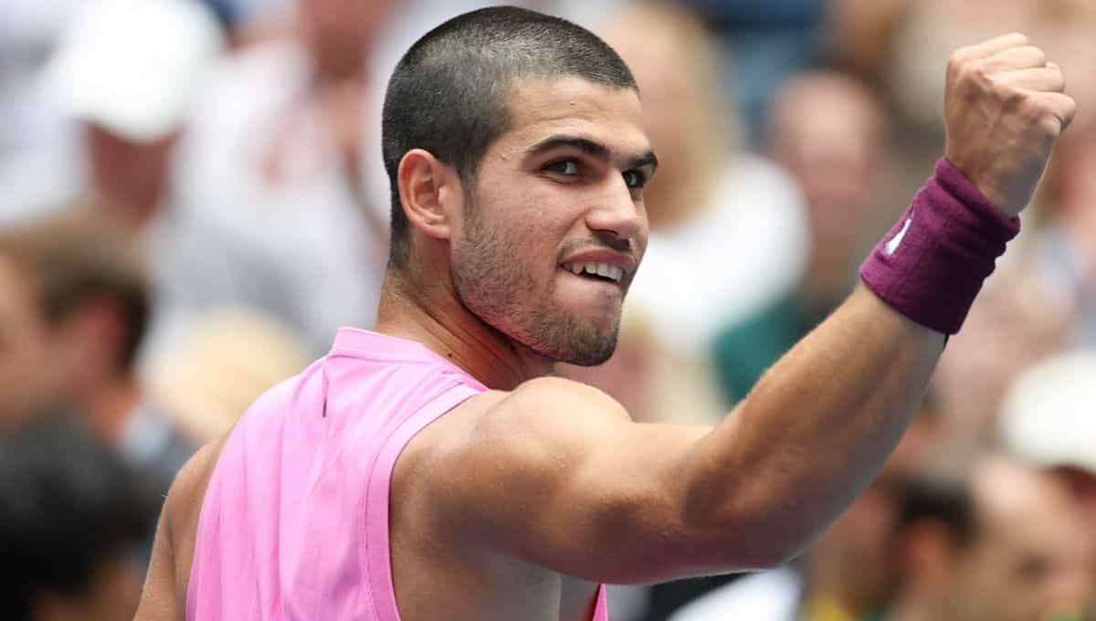 Pues no sé lo que ha hecho para tener a todos los perroflautas bailando, pero seguro que algo bueno.

Grande Carlitos 💪💪