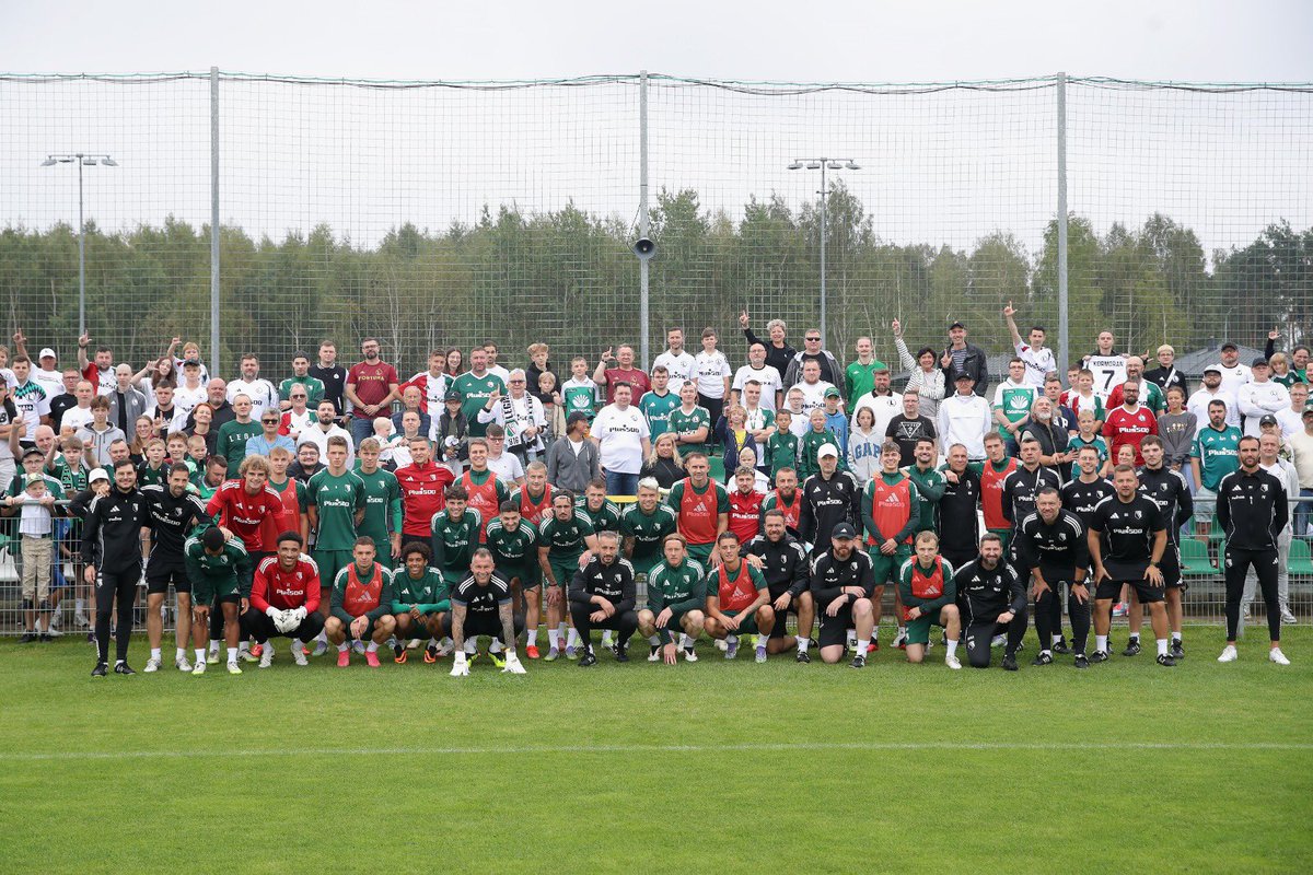 LegiaWarszawa's tweet image. Dzięki za dziś, Legioniści 🤩

📸 @PartykaJanusz