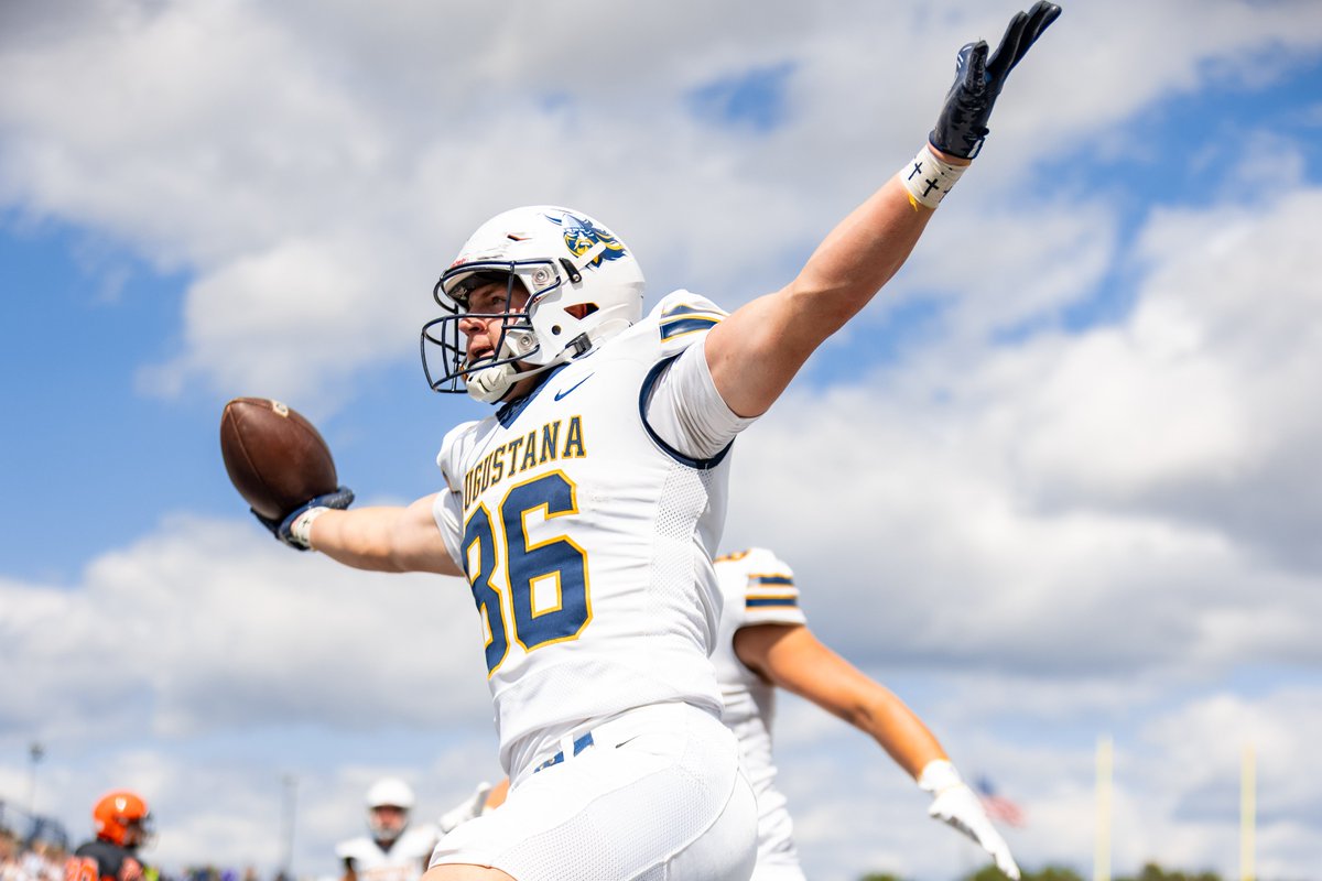 Augustana Football tweet media