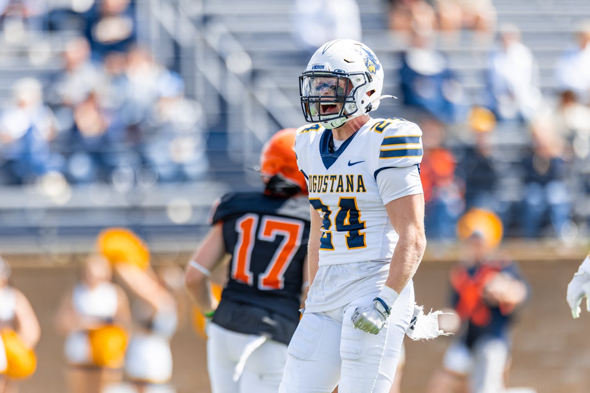 Augustana Football tweet media