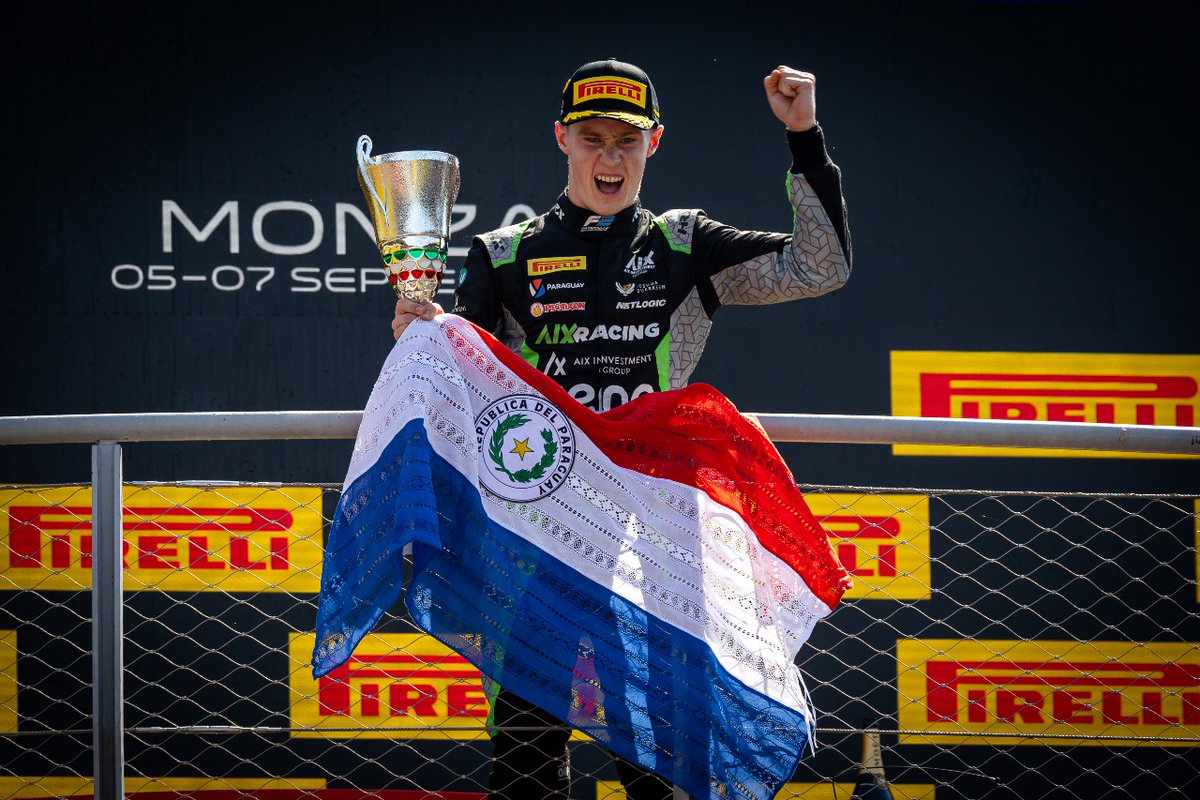 ¡Paraguay no deja de sorprender al mundo! Los juegos ASU 2025, el WRC Rally del Paraguay, la clasificación de la Albirroja y ahora el querido <a href="/JoshuaDuerksen1/">Joshua Duerksen 🇵🇾</a>  poniendo nuestra bandera en el podio del sprint en Monza ¡Gigante Paraguay!