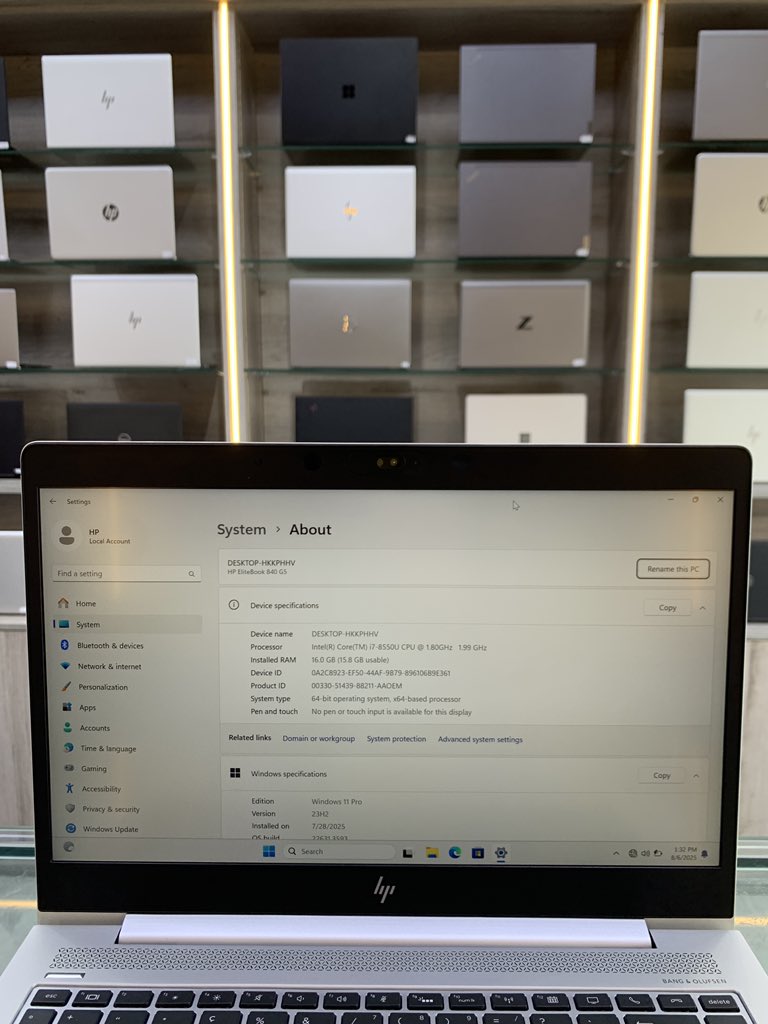 mainpointelect's tweet image. HP EliteBook 840 G5 Intel Core i7 8th Gen 16GB RAM 256GB SSD 14” Display
WhatsApp
050-620-7544
or click on the link to chat  on whatsapp
wa.me/971506207544
📷 Shop Location:
Main Point Electronics - Deira
maps.app.goo.gl/gGVfFdMxHYPhjx…
#mainpointelectronics