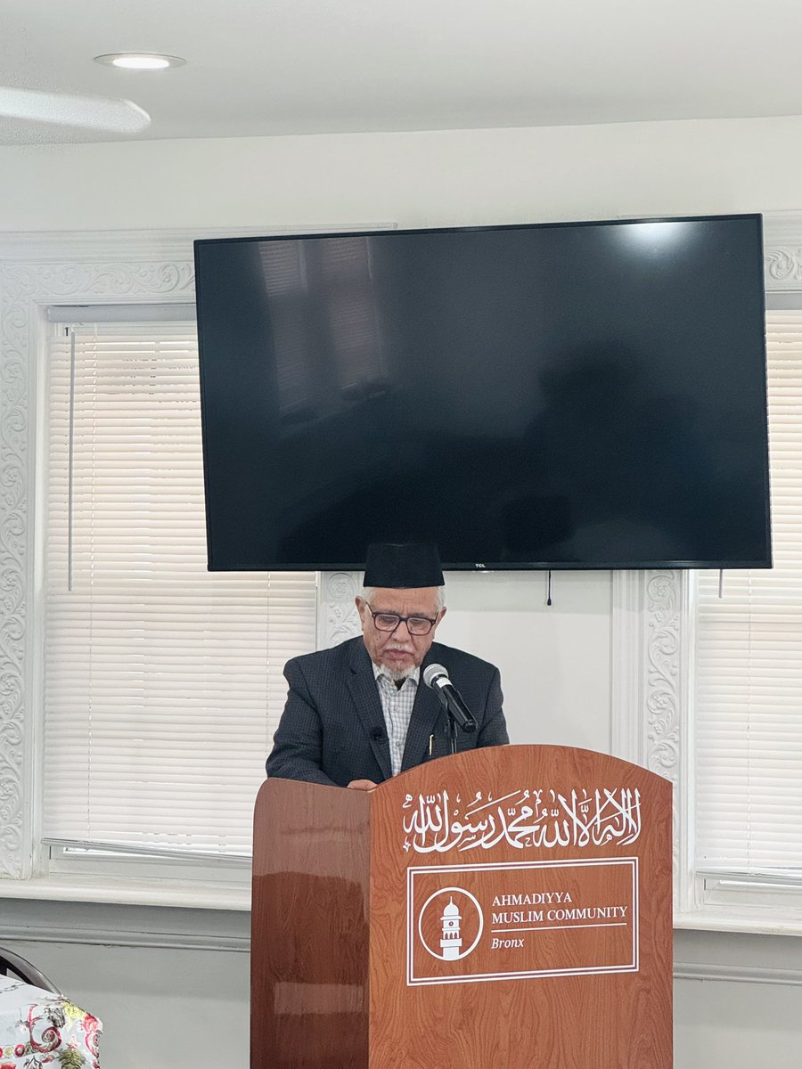 MkaBronx's tweet photo. Alhamdulilah Bronx Halqa meeting Program was very successful. JazakAllah to all the respected guests for giving such uplifting speeches. Inshallah we will all try to learn from them and implement them in our daily lives. Ameen. JazakAllah!!! https://t.co/49cOUfZM1a