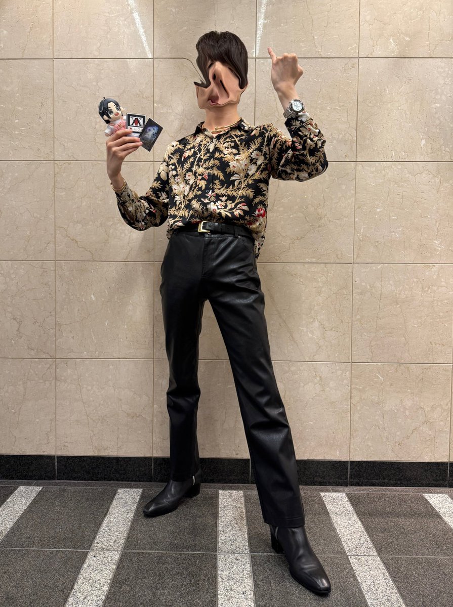 ばぶり〜にゃんにゃん🌞

毎日シャンパン生活
毎日沢山の姫ちゃんｽﾞ
あじゃまるとぅんく❣️

今日の明日ソンは〜 #GALNERYUS 様の〜HUNTING FOR YOUR DREAMを歌ったよ〜💋

姫ちゃんからね〜「たおさんが童貞だったら嫌い〜」って言われたよ〜😱😱😱

上手く誤魔化しといたから多分バレてないはず😓