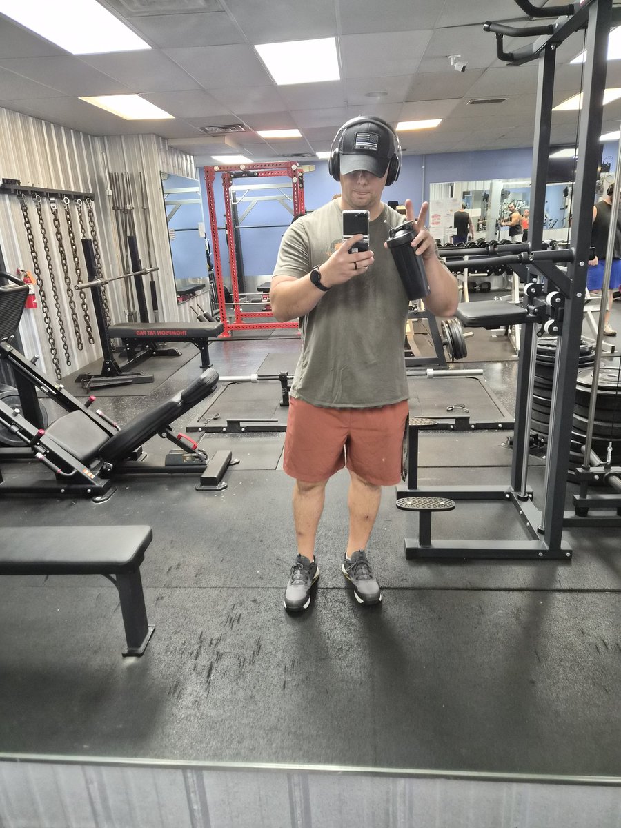 Workout done.

Time to run lanes in Deadlock

Twitch.tv/TalkinMuffns