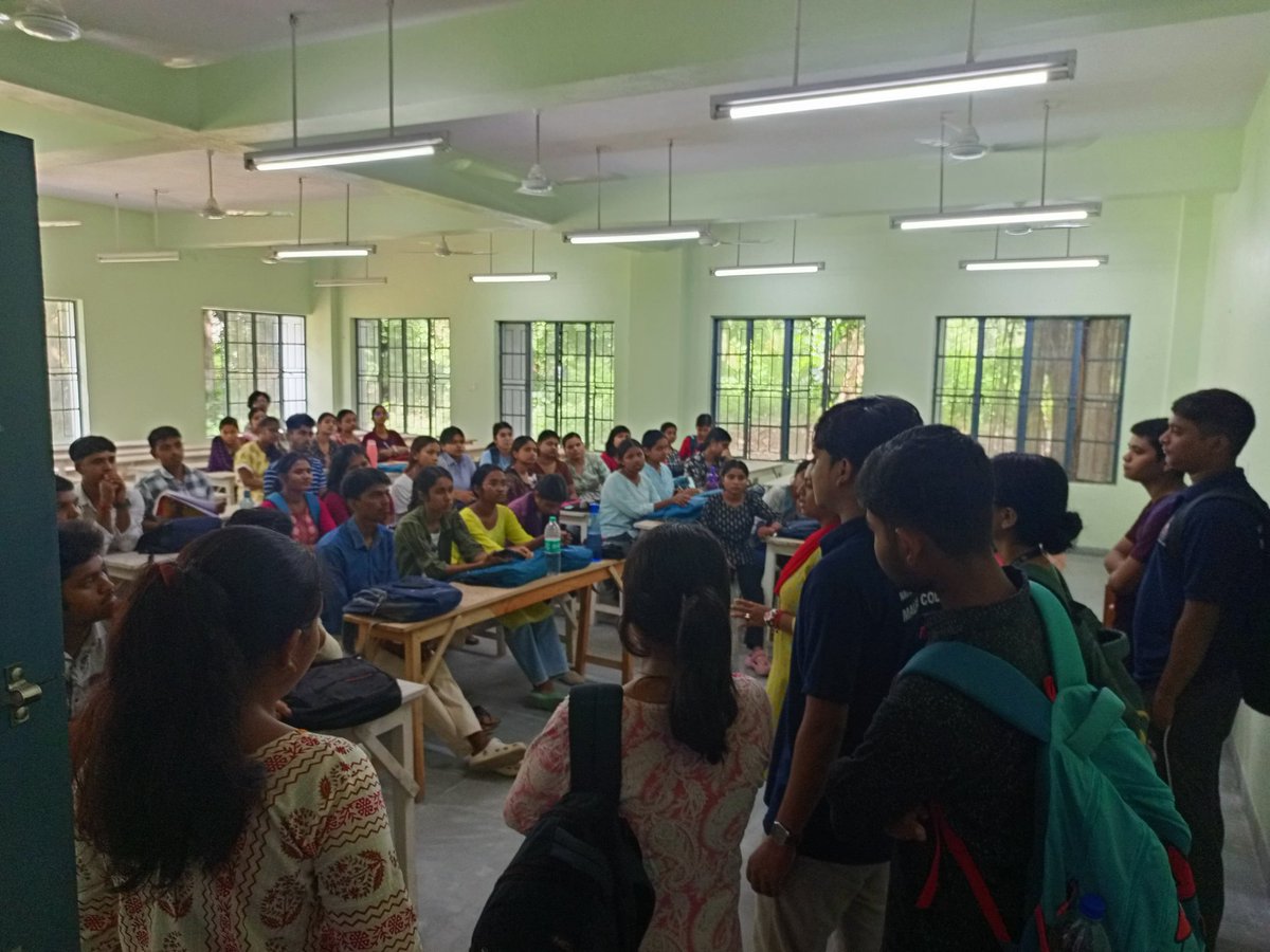 NSS volunteers of Malda College went to different classrooms of Newly admitted students (Sem I) and briefly explained about the NSS and activities carried out by volunteers. Encouraged new students  to join <a href="/_NSSIndia/">NSS India</a> <a href="/rdnss_kolkata/">RDNSS Kolkata</a> <a href="/BhartiyaConnect/">Bhartiya Social Connect</a> <a href="/YASMinistry/">YAS Ministry</a> <a href="/MYBharatHQ/">Mera Yuva Bharat - MY BharatHQ</a>