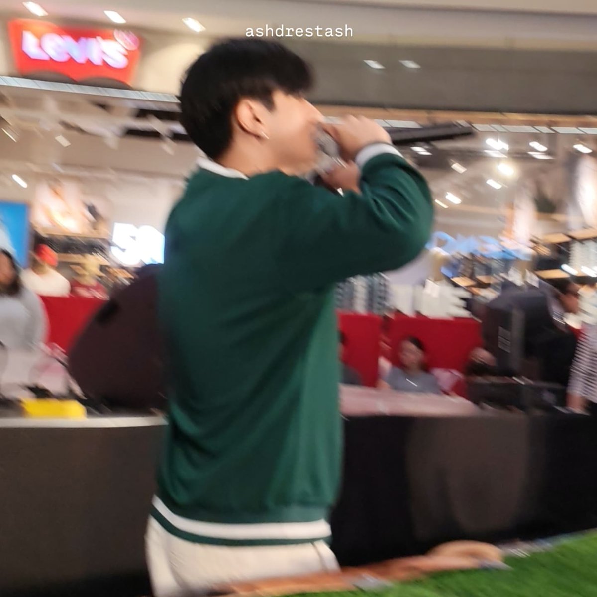 justfancam tweet media