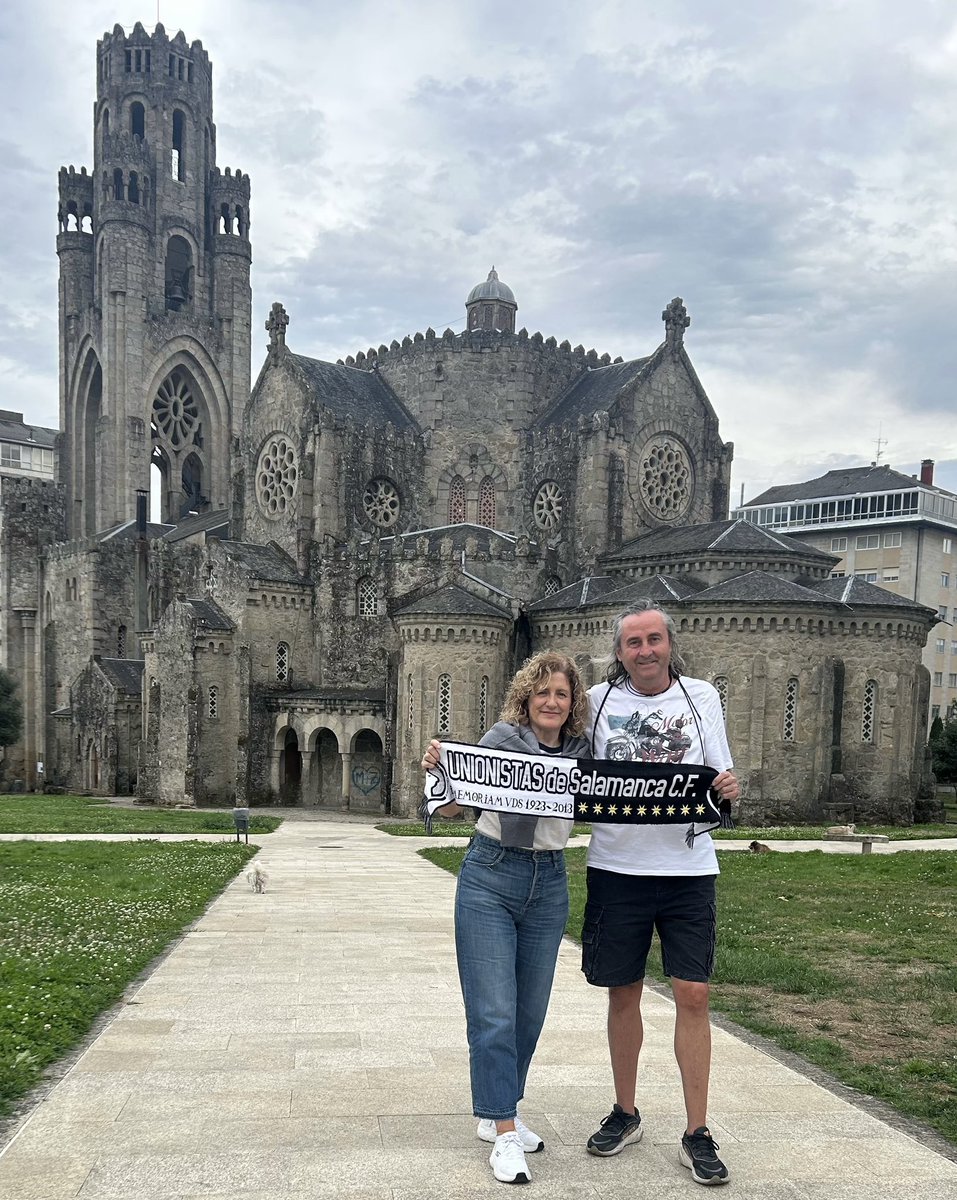 Primera salida de la temporada. Siempre con <a href="/UnionistasCF/">Unionistas de Salamanca CF</a> 🥰🤍🖤
#Irreductibles⚔️ 
#RecorremosKilometros 
#ArenteiroUnionistas