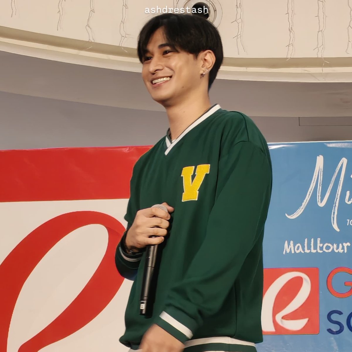 justfancam tweet media