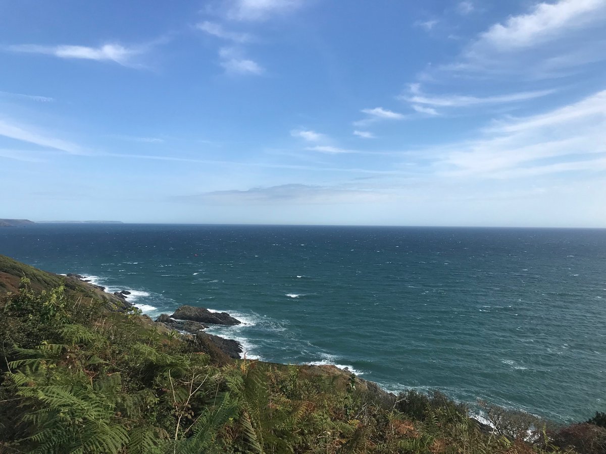 BethanySkinnard's tweet photo. Back where this stay began - a very windy stretch &amp; a quick rest in the beautiful Rame church with its rugged cemetery complete with sea view 🌊 ❤️ 

#RameHead #SaltPath #Cornwall #running #nature #peace #ocean https://t.co/uOerRc7djF
