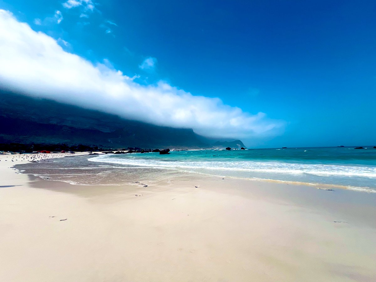 #Salalah, in Oman’s #Dhofar region, often called the Arabian Peninsula’s hidden gem, during the #Khareef/Monsoon season… lush, green landscape filled with waterfalls, misty mountains, beaches, and UNESCO sites! So much natural beauty and cultural heritage to explore 
#summer2025
