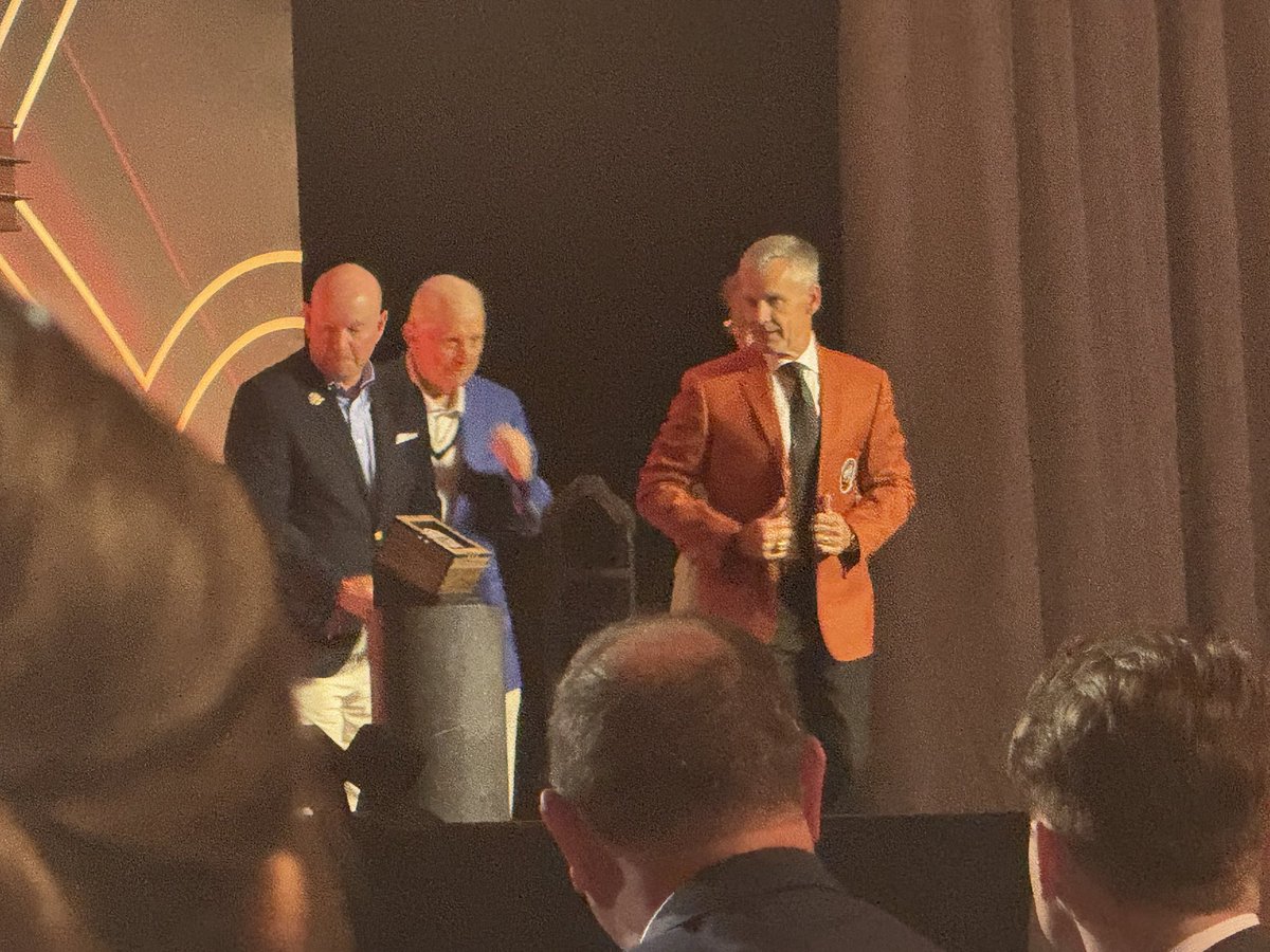 DonnieJones's tweet image. Excited to be apart of Billy Donovan’s Special Night. #BasketballHallofFame