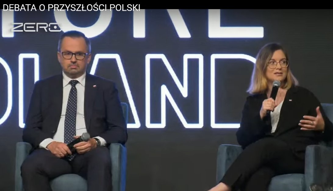 Paulina Matysiak po raz 100. obok Marcina Horały. Tym razem debata na Kanale Zero o "przyszłości Polski".
Są nierozłączni jak Bolek i Lolek, jak Flip i Flap, jak para rękawiczek.
