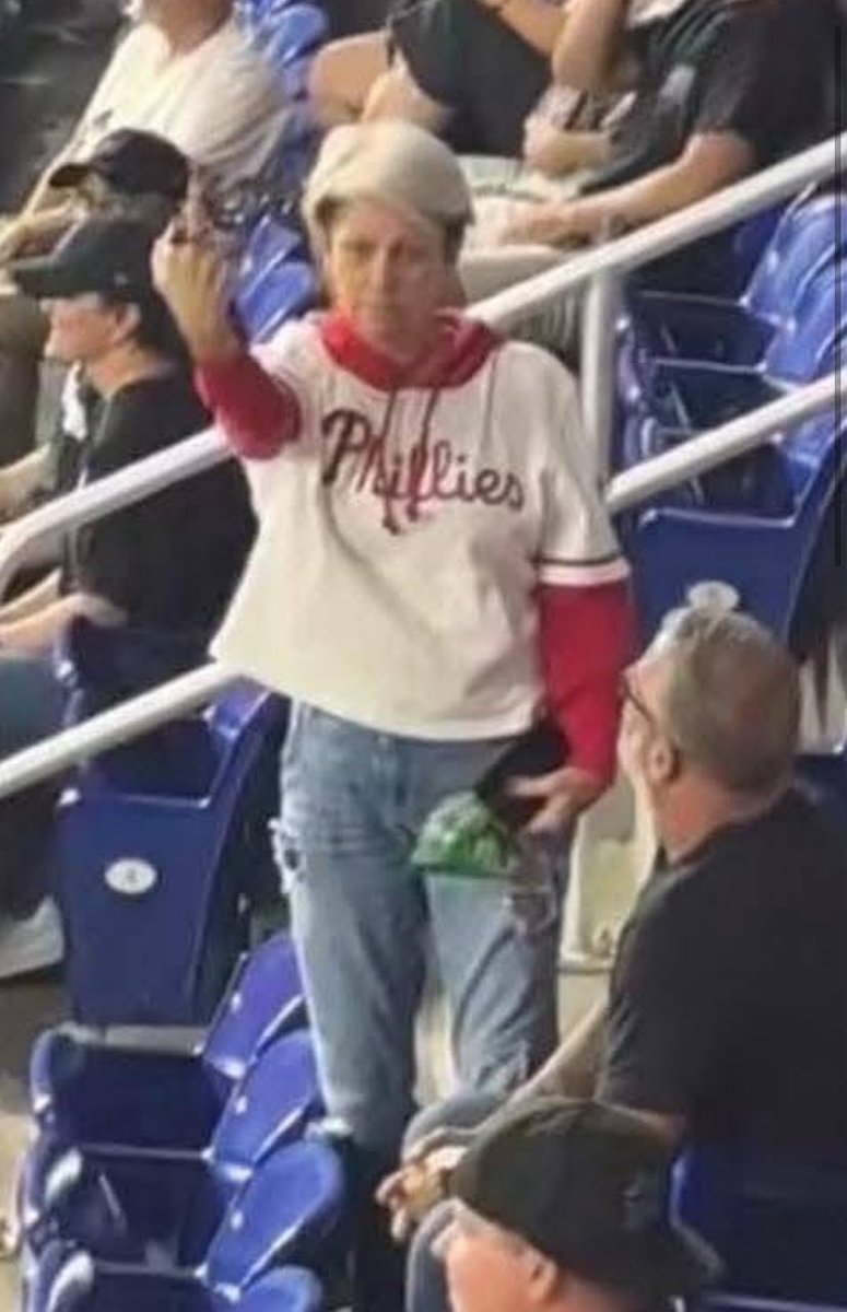 OYourNameHereO's tweet image. Ladies and gentlemen I present to you Cheryl Wagner…