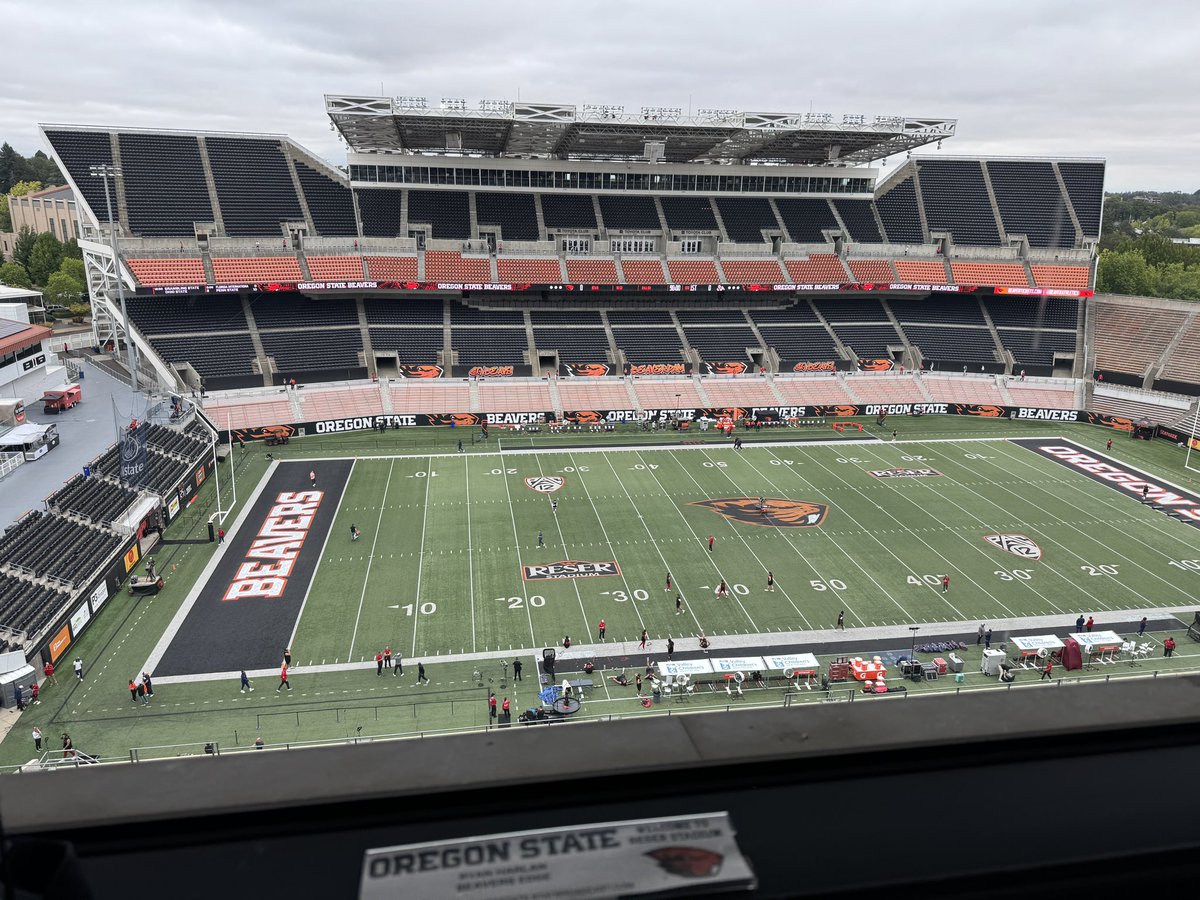 Happy Game Day Beaver Nation! 

Another day in paradise aka Reser Stadium, the whole <a href="/Beavers_Edge/">BeaversEdge.com</a> crew and myself will have live updates as Oregon State takes on Fresno on the Dam Board and on X with post-game content to come.