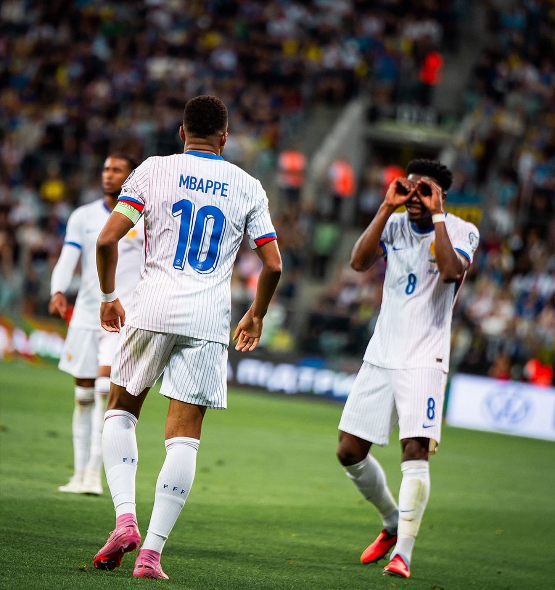 itssnesa's tweet image. &amp;lt;3