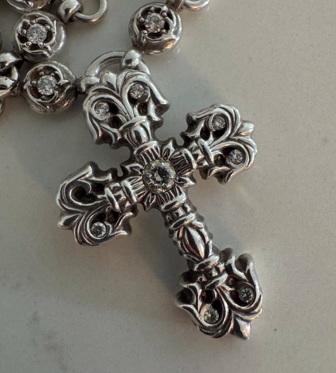 Shtreetwear's tweet photo. Diamond Chrome Hearts Necklace https://t.co/2EmGtAFl6r
