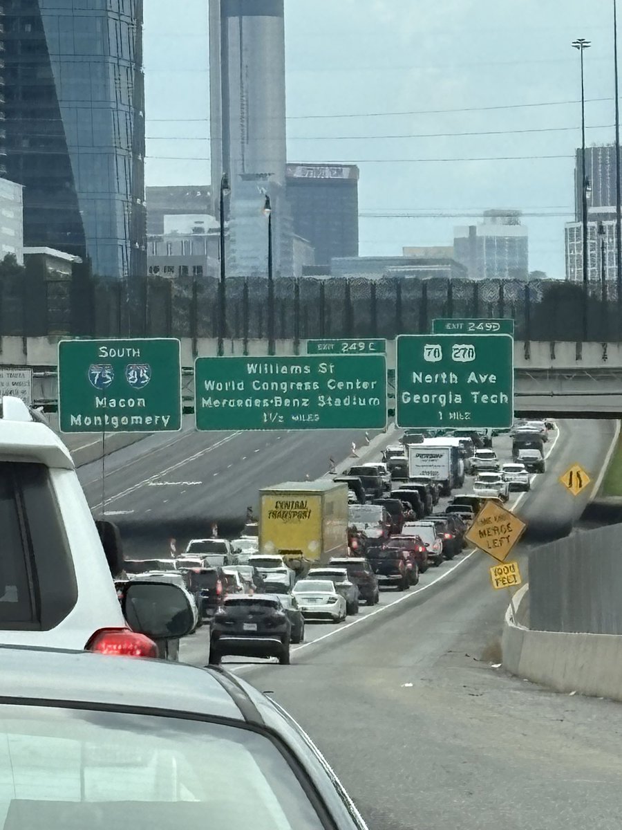 LesterTate's tweet image. So @GDOTATL is apparently run by morons. What kind of responsible transportation agency closes 4 lanes on I75 at North Avenue on the day of the Georgia Tech home opener? Somebody ought to get fired over this!l#GaTechfoorball.