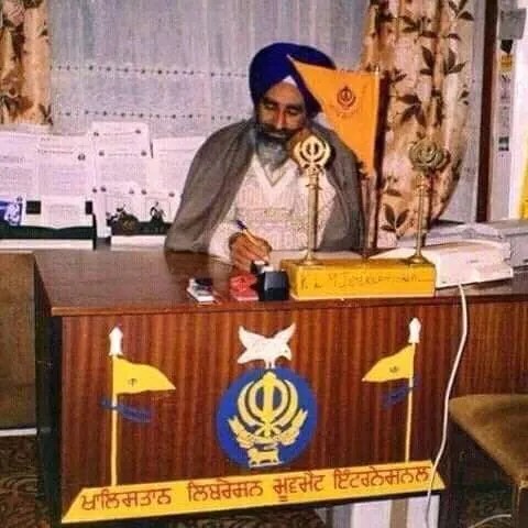 BaazNewsOrg's tweet photo. Today marks 30 years since the shaheedi of Bhai Jaswant Singh Khalra. 

He exposed India’s mass abductions, killings &amp; secret cremations of Sikhs, taking his report worldwide. For telling the truth about the Sikh Genocide, he was abducted, tortured &amp; murdered by police in 1995. https://t.co/PJpMTO2Ojq