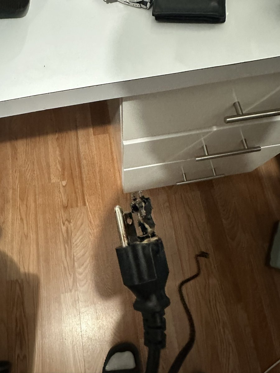 Mapxche_'s tweet image. ggs pc😔