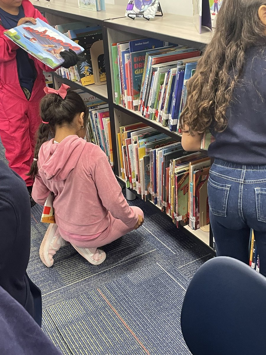 Ben Milam Elem Library tweet media