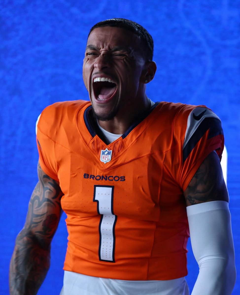 Bryce 🎸 tweet media