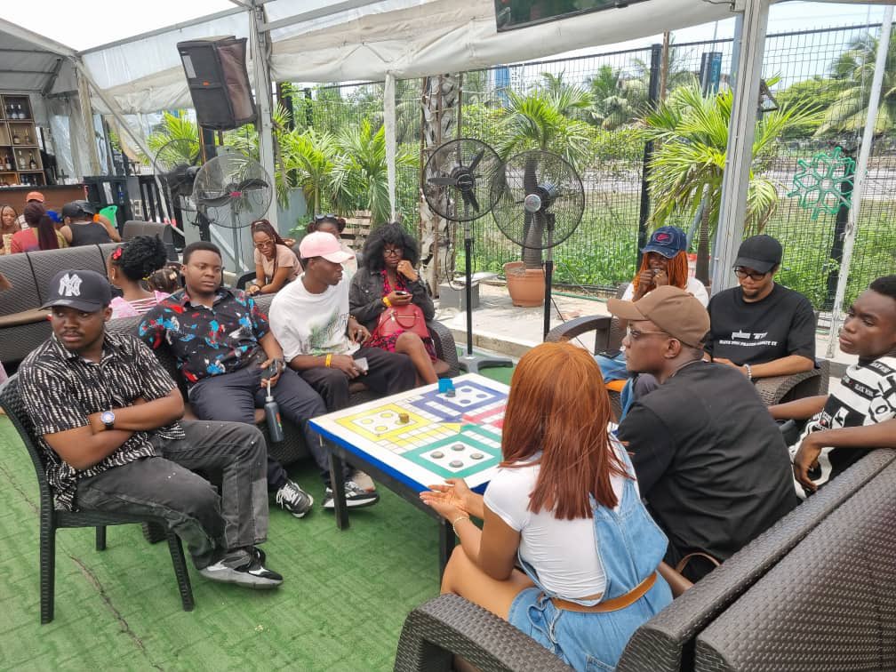 We’re called the fun guild for a reason, and the <a href="/SuperteamNG/">Superteam Nigeria</a> Lagos writers playdate proved exactly why. 

It was a mix of learning, play, and meaningful connections. Thanks to <a href="/NzubeEzudo/">Nzube Ezudo</a>, <a href="/Harri_obi/">Harri</a> and the guild lead <a href="/angry__pacifist/">OUTIS 🐝</a> for making it happen. 

Here’s a quick