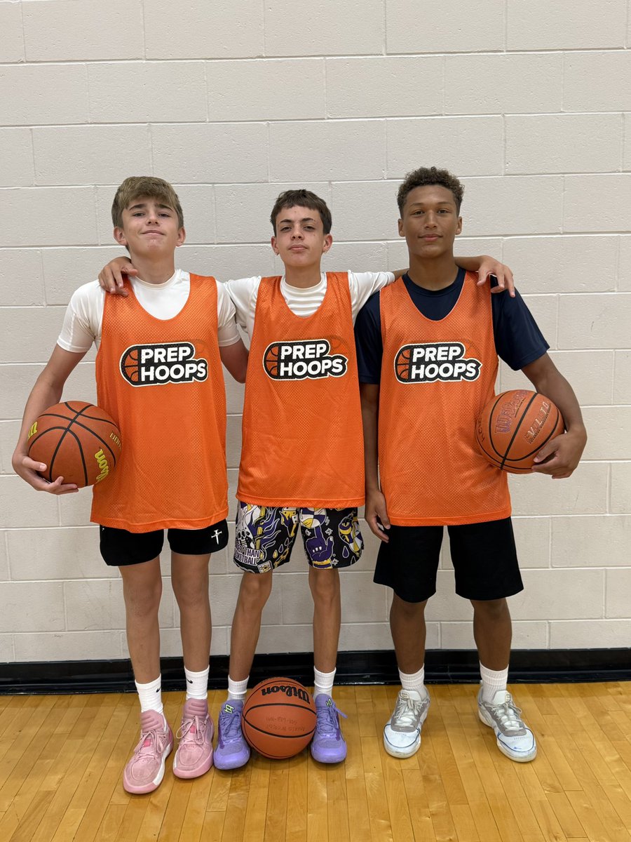 Angelobrossoit's tweet image. Big thanks @PrepHoopsMI for putting on an elite Michigan HS Freshman showcase camp!🔥I had a blast hoopin with some of the best talent in Michigan-the energy was crazy!💯Thank you @HankampScott for the write up looking forward to more of these Prep Hoop camps in the future