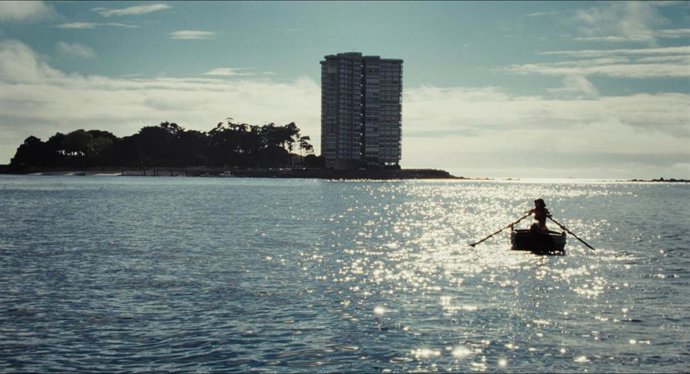 RaulIbaezCaro3's tweet photo. "No estábamos muertos, estábamos escondidos"

Enamorado de la pureza del cine de Carla Simón. 
De un cine que perdura. Que emociona. Tenéis que ver Romería. https://t.co/htlVICAnTl