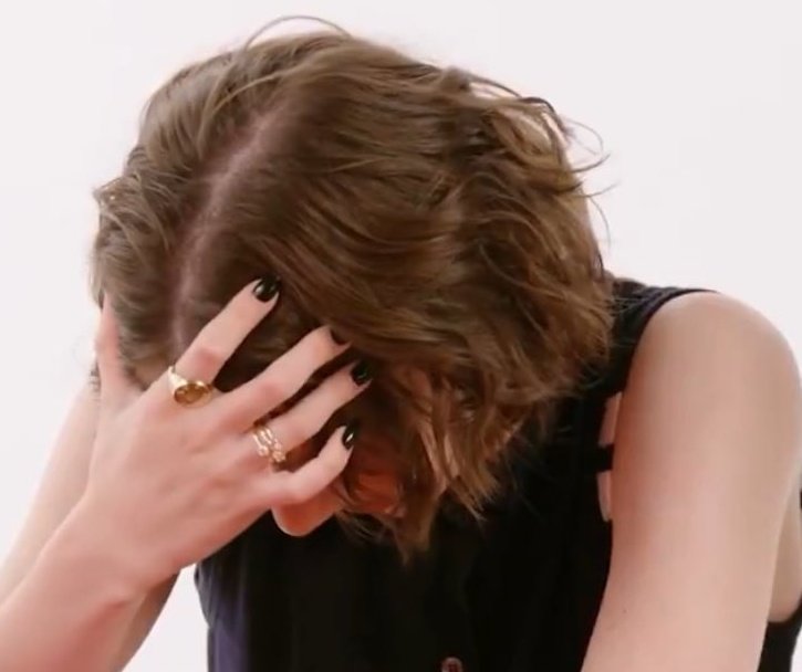 Imagine if Enid is slowly losing her mind now that she's stuck in her wolf form and the only thing that she can remember about her human life is Wednesday because the reason why she transformed (and her last memory as a human) was because she wanted to save her