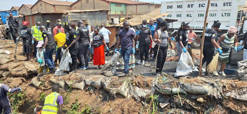 TOWA UCHAFU NA NUSU tweet media