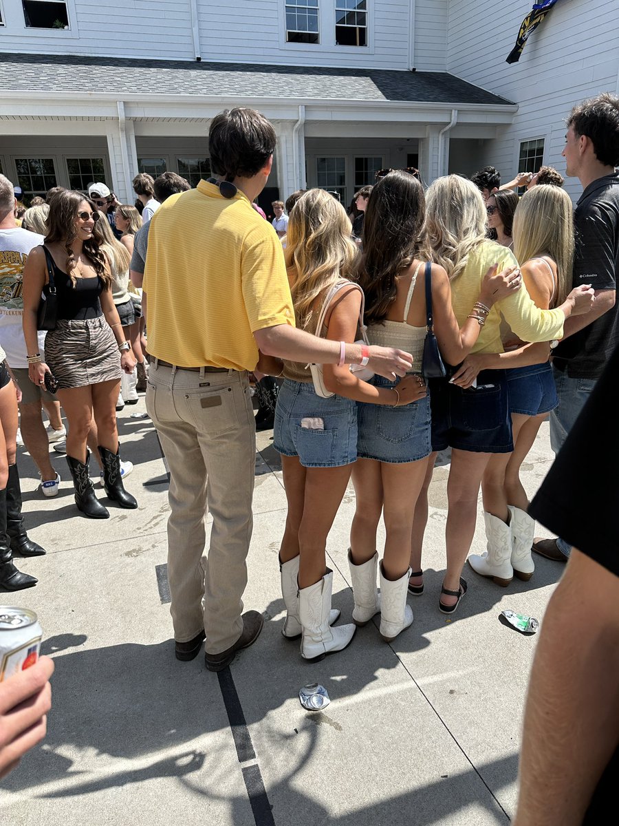 “Yea I love the sec”