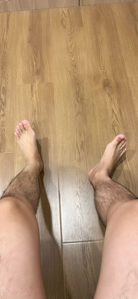 来个狗舔脚伺候爹！#脚 #SM #10 #gonner #恶堕 #1M #反差 #早泄 骚逼在哪里