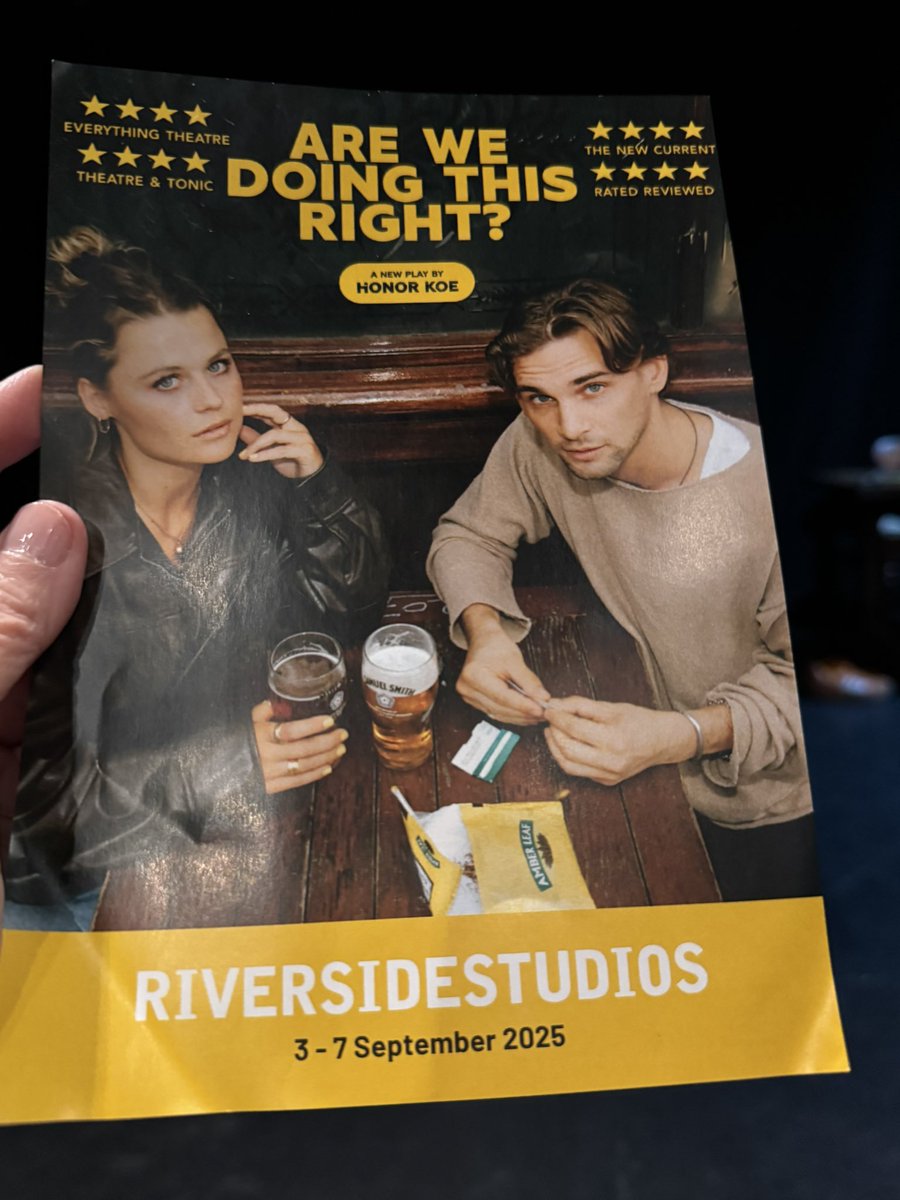 They talk about wants, careers emotions &amp; much more but the main focus is on growing up &amp; determining one's priorities in life Delivering one-liners &amp; incisive comebacks. Delightful! #AreWeDoingThisRight <a href="/RiversideLondon/">Riverside Studios</a> Excellent on-stage chemistry. Fantastic performances