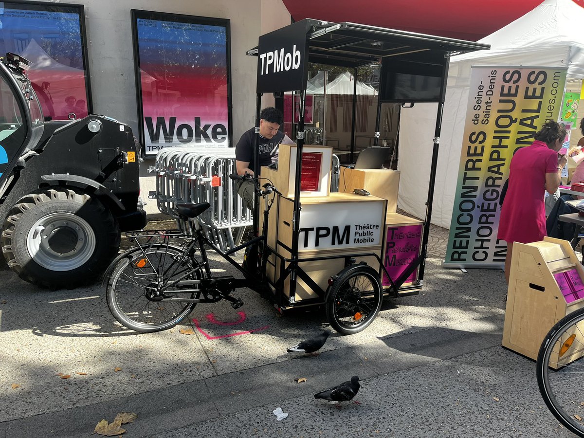 ☀️Grande réussite pour ce format de la journée des associations place Jean Jaurès, en présence de mes collègues et amis du groupe Socialiste. 🙏 Merci aux agents de la ville pour l’organisation de ce temps fort de la rentrée pour les Montreuillois.