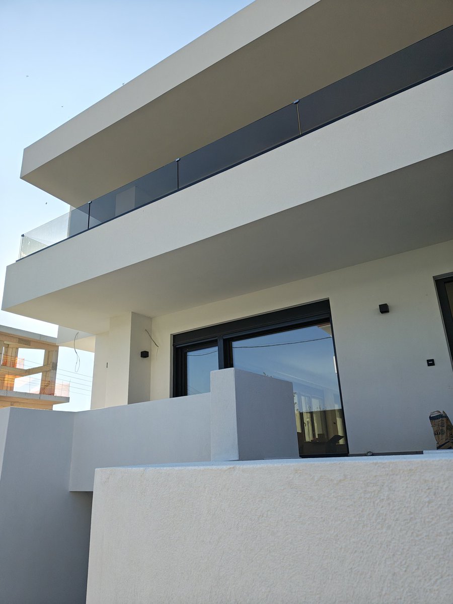 cholevaskostas's tweet photo. Μια σύγχρονη, βιοκλιματική κατοικία πλησιάζει στην ολοκλήρωση... Είμαστε ενθουσιασμένοι που βλέπουμε αυτό το όραμα να ζωντανεύει!
#TheARCH
#CholevasConstructionsCo #ArcholevasArchitectureStudio #ArchitectureDesign #ModernArchitecture #BioclimaticDesign #NewConstruction #Ioannina https://t.co/dVqlwJ8srl