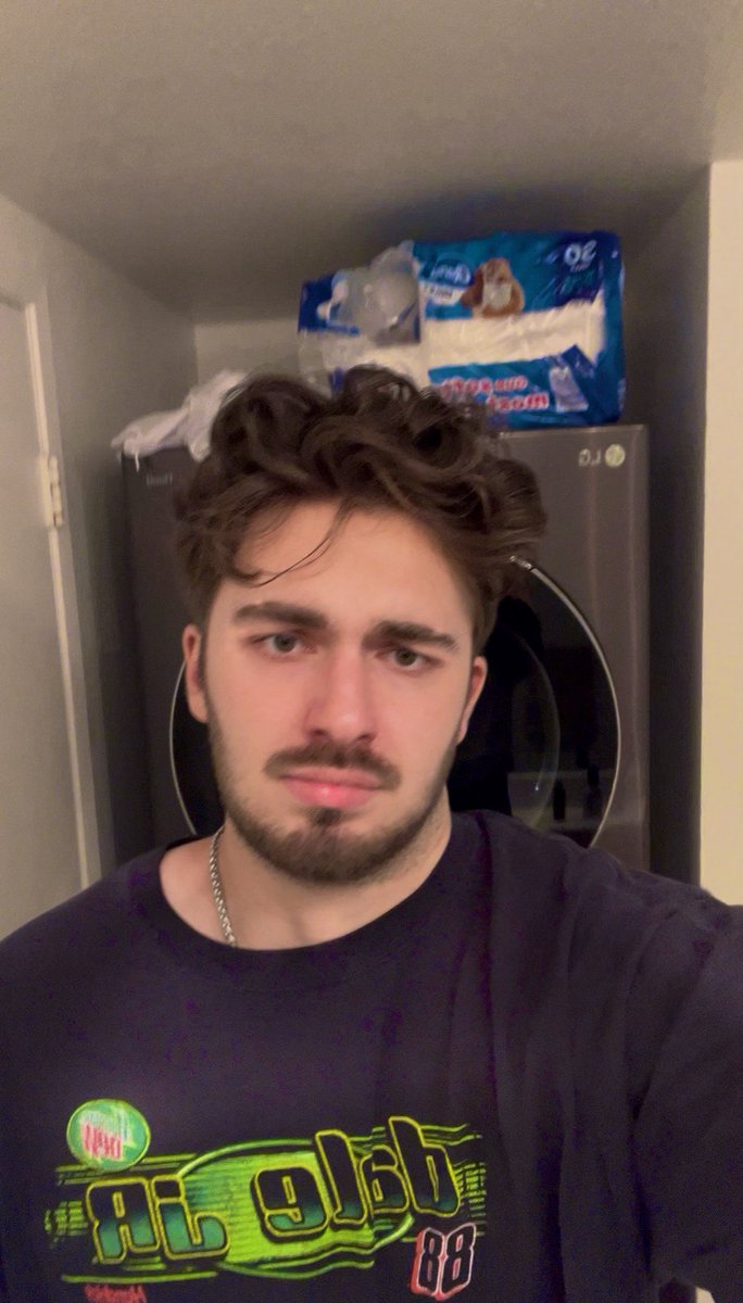 takorokamesh's tweet image. in d bathroom
