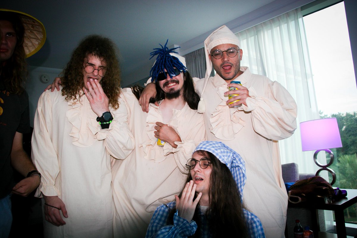 Stekuns | Muttboy 🔜 Megaplex tweet media