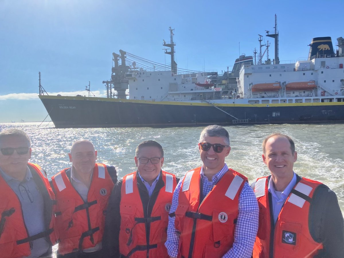 CPPrezArmstrong's tweet image. Great to welcome @RepCarbajal to Cal Poly Maritime Academy yesterday in his role as Ranking Member of the House Subcommittee on Coast Guard &amp;amp; Maritime Transportation. Thanks also to @RepGaramendi’s office for joining the visit! 👏⚓ #LearnByDoing
