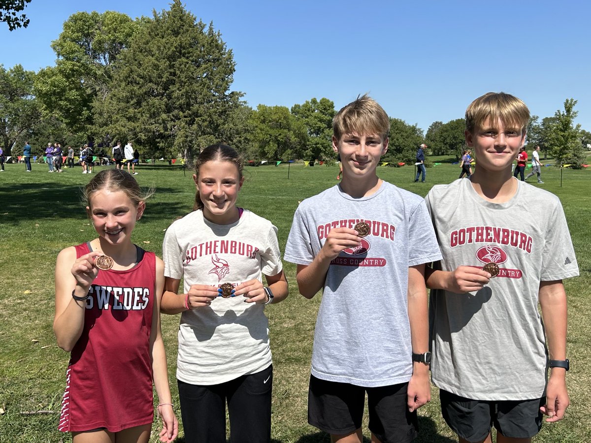 coachneels's tweet photo. The MS kids had another great race today at Minden.  Our medalists included Cassidy( 3rd) and Lexi( 7th) in the girls division and Carter(4th) and McCoy( 20th) in the boys race.  Great job Swedes!!  ⁦@SwedesAD⁩ ⁦@GBurgSwedes⁩ https://t.co/x0dkfslFBJ