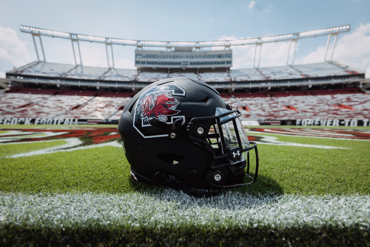 GamecockFB's tweet photo. Worn with pride. https://t.co/Jbj6zlF0DD