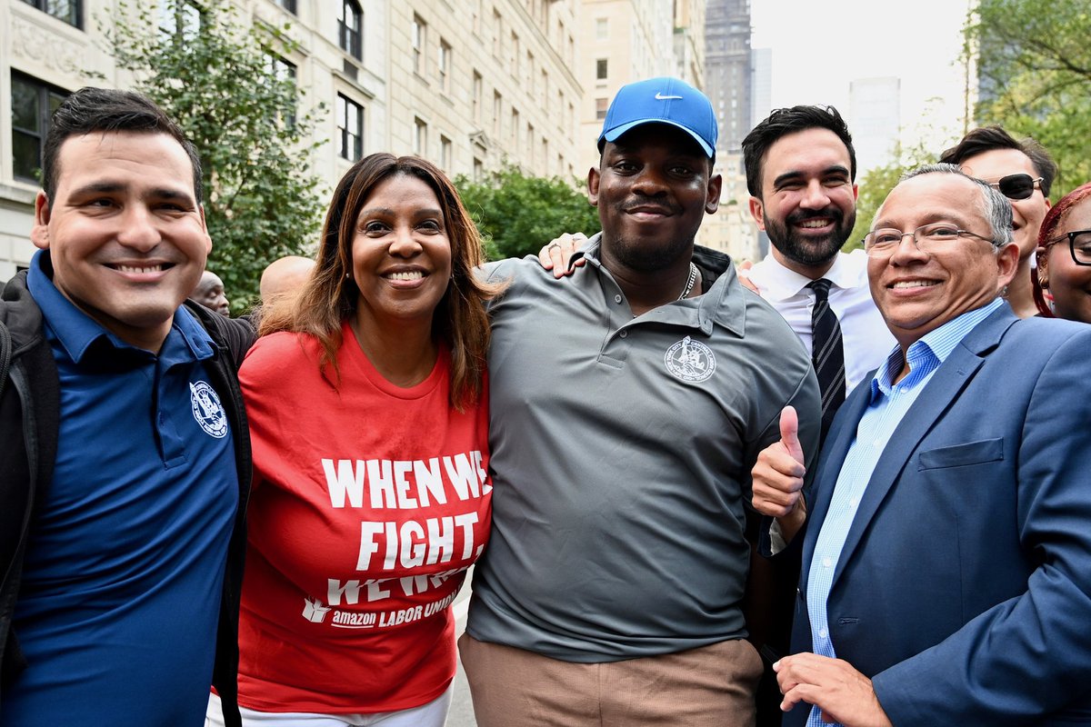 TishJames's tweet image. Proud to march in this year&apos;s New York City Labor Day Parade to honor our workers and dedicated unions. 

New York will always stand with labor and every single worker across our city and state.