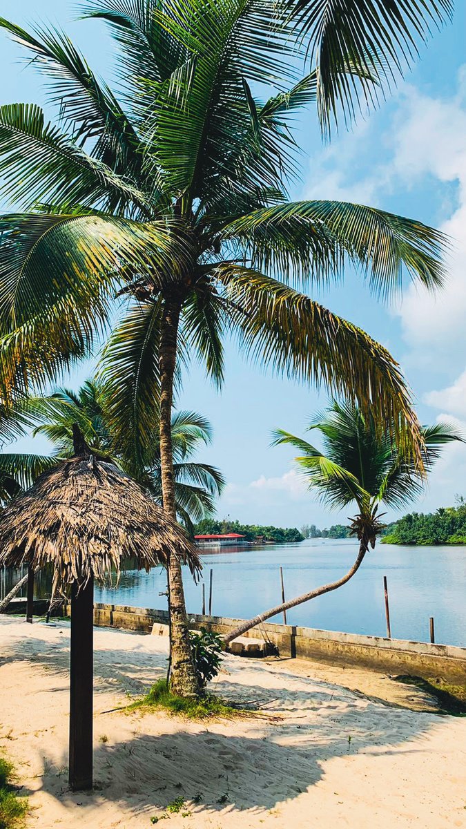 Once an upon a time in Gabon (F3 is St Louis, Senegal)