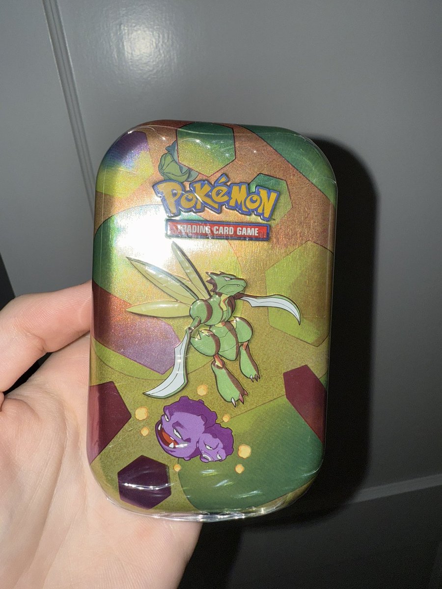 🚨GIVEAWAY🚨

I wanted to thank everyone for all the support with the claim sale so far so I decided to give away this sealed 151 mini tin!! :D

1. Make sure you’re following me :D <a href="/_TheDeliveryMan/">Tyler</a> 
2. Like and retweet this post to enter!

Will be drawing the winner on September